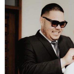 Meet your Posher, Mikey